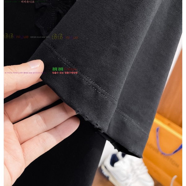 ���� ũ������ ���� Ƽ���� CH1354679-2