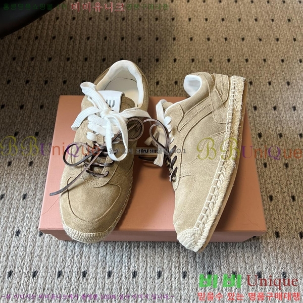 ���� �̿�̿� ����Ŀ�� M1050688-1
