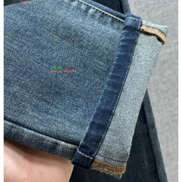 ���� ũ������ û���� CH526873