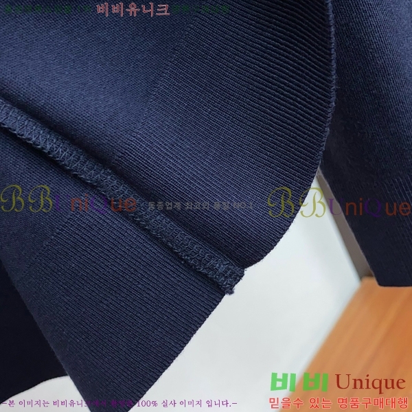 ���� ���ڷ� ��ġ�ڸ� ���� Ƽ���� BC715638-2