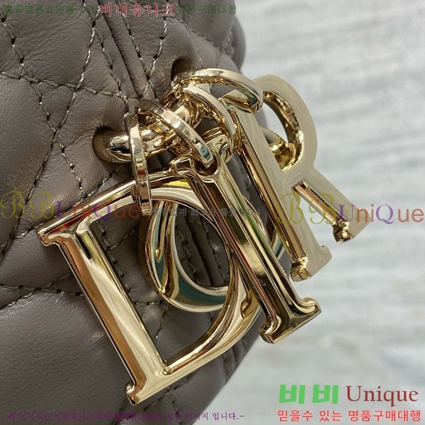 #��* ������ ȣ�� �� �̴� M2868-5