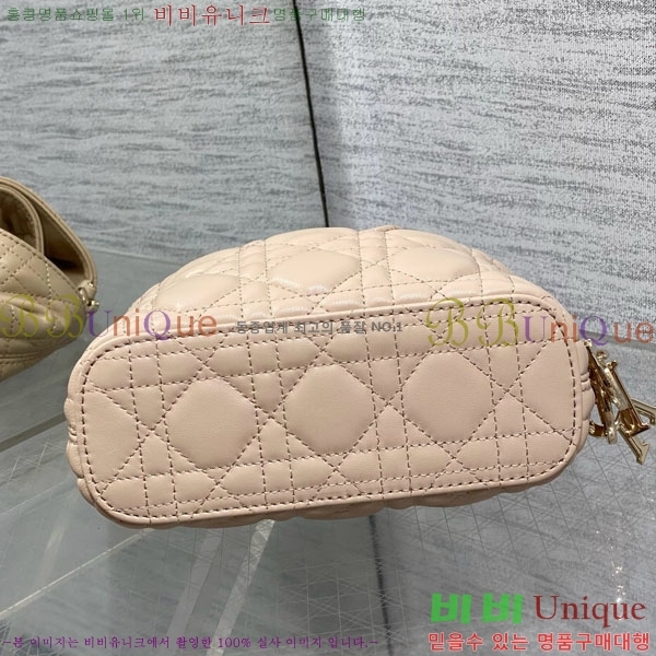 #��* ������ ȣ�� �� �̴� M2868-7