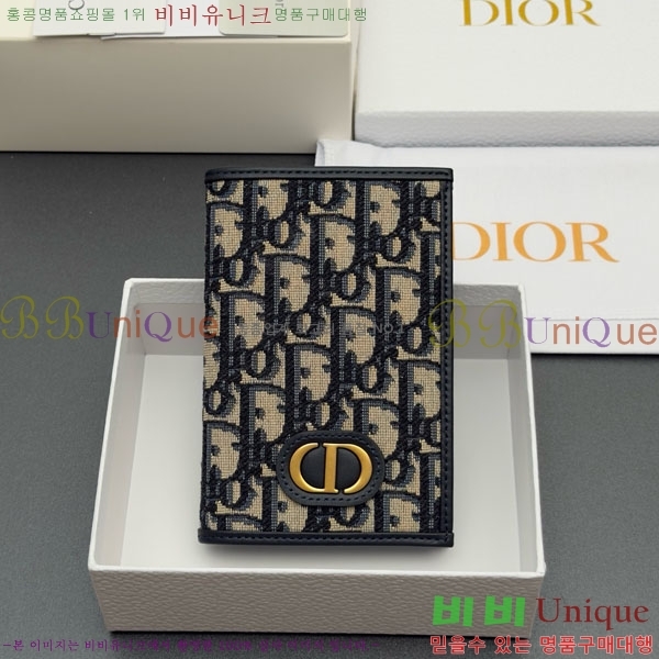 #��� 30 Montaigne ���� ���̽� S2353-102
