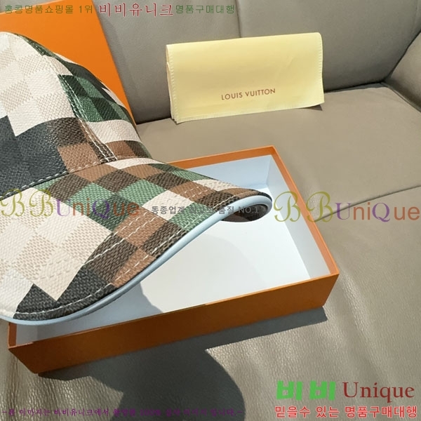 ����*�� ���� L8228069-4