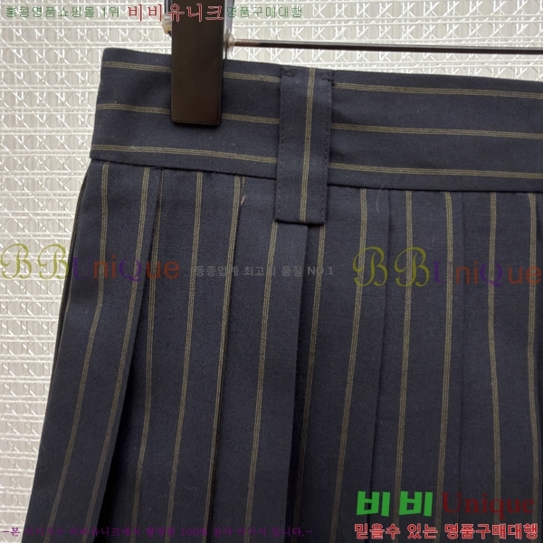 ���� �̿�̿� �̴Ͻ�ĿƮ 22LW26871-2