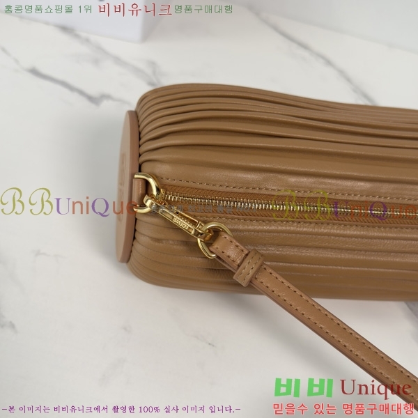 #�ο��� pouch ����� 522129-102