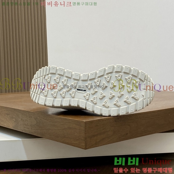 ���� ��**�� ����Ŀ�� M9706625-4
