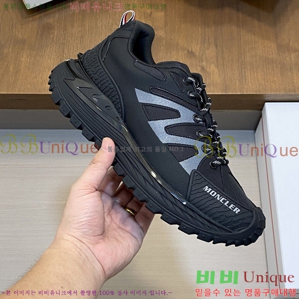 ���� ��**�� ����Ŀ�� M9706625-2