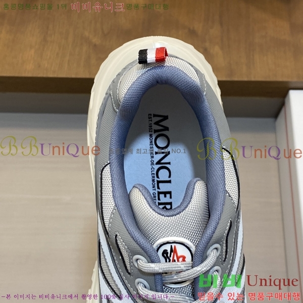 ���� ��**�� ����Ŀ�� M9706625-1