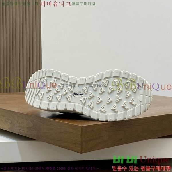 ���� ��**�� ����Ŀ�� M9706625-1