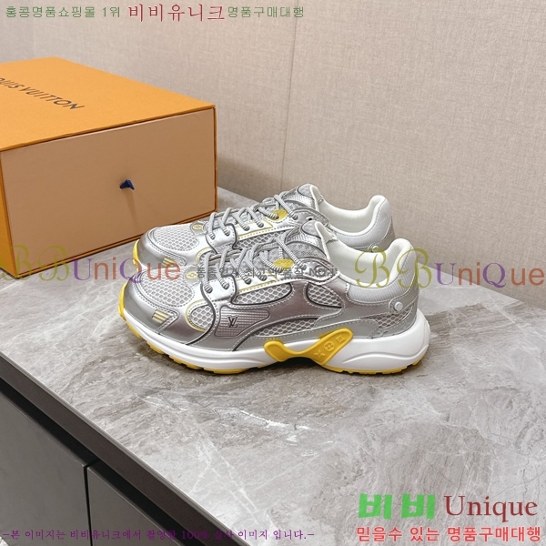 �������� ���̺��� L Olympia ����Ŀ�� LV400055-1