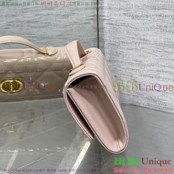 ��� Miss Caro Ŭ��ġ�� DO450665-116