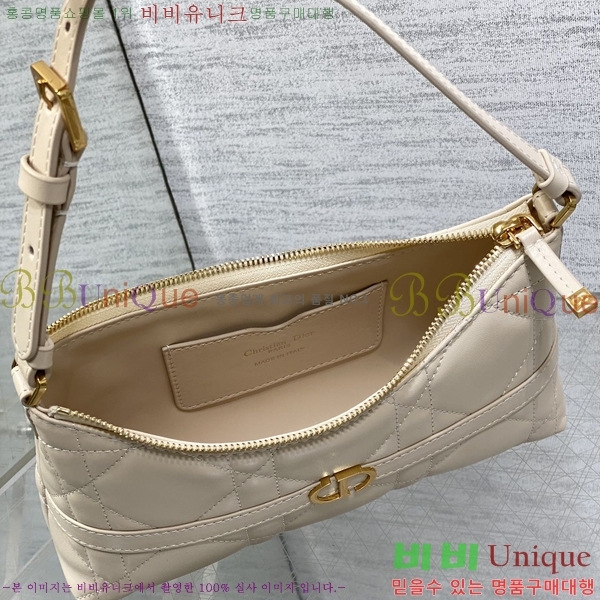 #��� ������ 30 �̴� ȣ�� ����� S2381-205