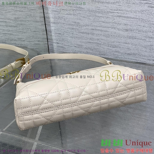 #��� ������ 30 �̴� ȣ�� ����� S2381-205