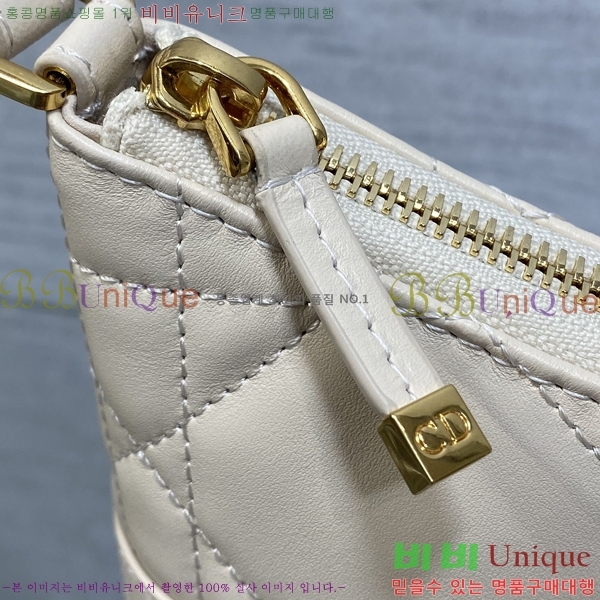 #��� ������ 30 �̴� ȣ�� ����� S2381-205