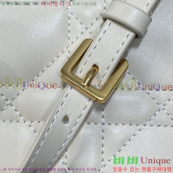 #��� ������ 30 �̴� ȣ�� ����� S2381-205