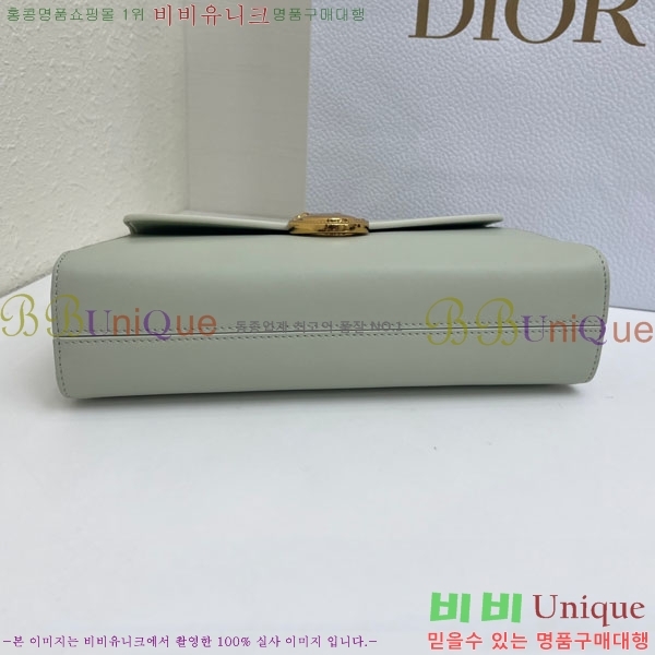 #��* �޴޸��� �Ŀ�ġ M3671-103