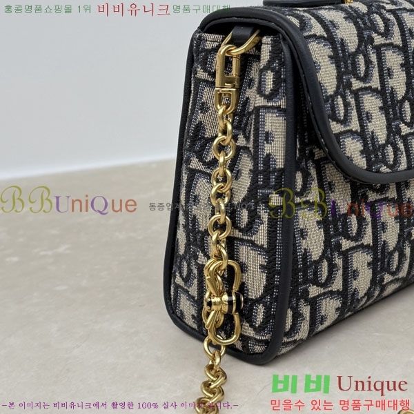 #��* �޴޸��� �Ŀ�ġ M3671-201