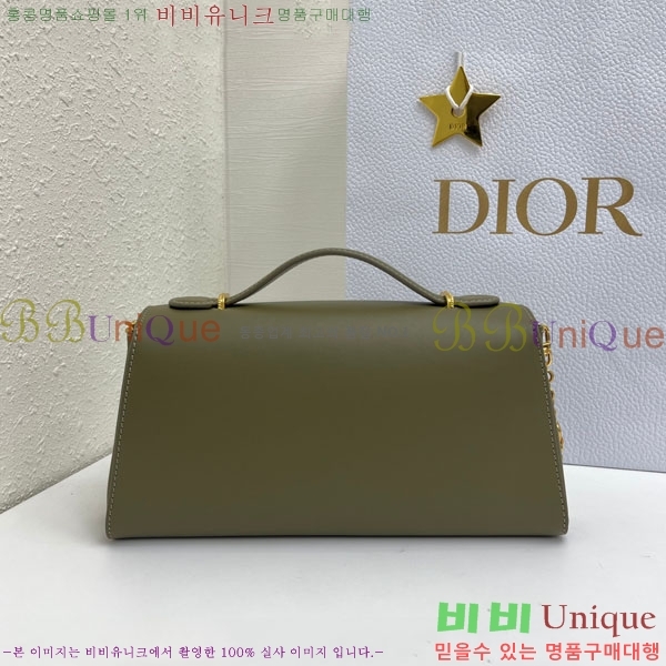#��* �޴޸��� �Ŀ�ġ M3671-102