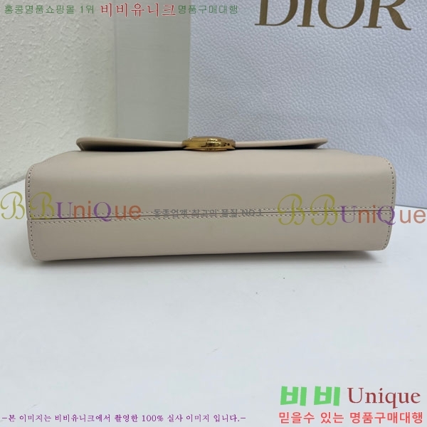 #��* �޴޸��� �Ŀ�ġ M3671-104