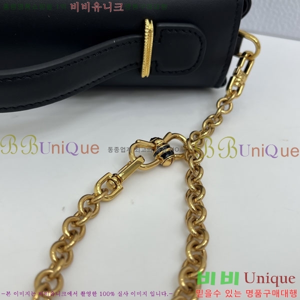 #��* �޴޸��� �Ŀ�ġ M3671-107