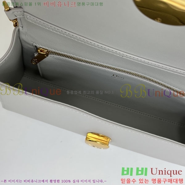 #��* �޴޸��� �Ŀ�ġ M3671-109