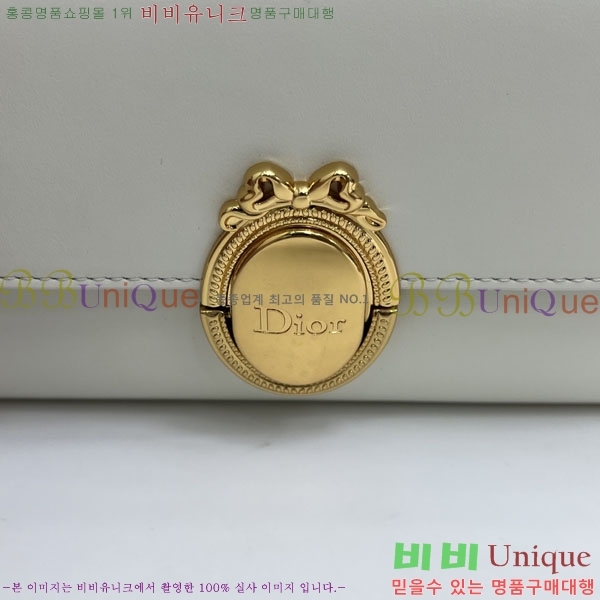 #��* �޴޸��� �Ŀ�ġ M3671-111