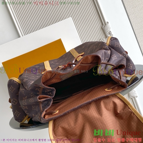 #����*�� ũ�������� �̽�Ʈ ����Ʈ ���� MM M2A423-300