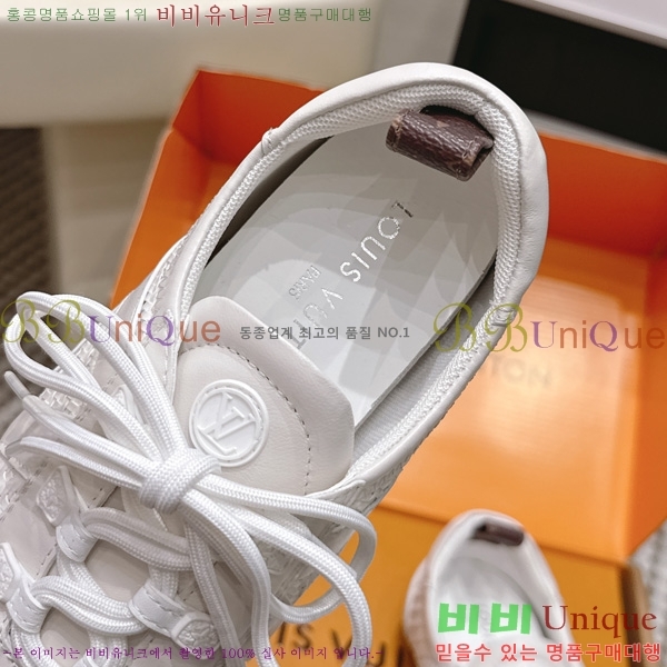 ���� ����*�� Sneakerina ����Ŀ�� 1LT889001-6