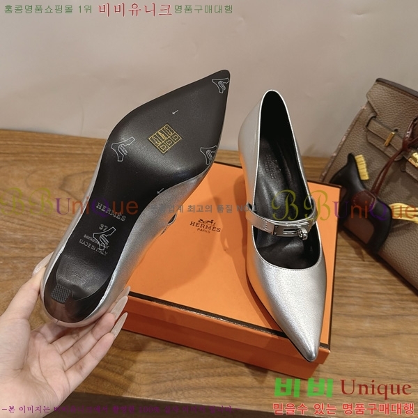�����޽� Kelly ������ 3HE800091