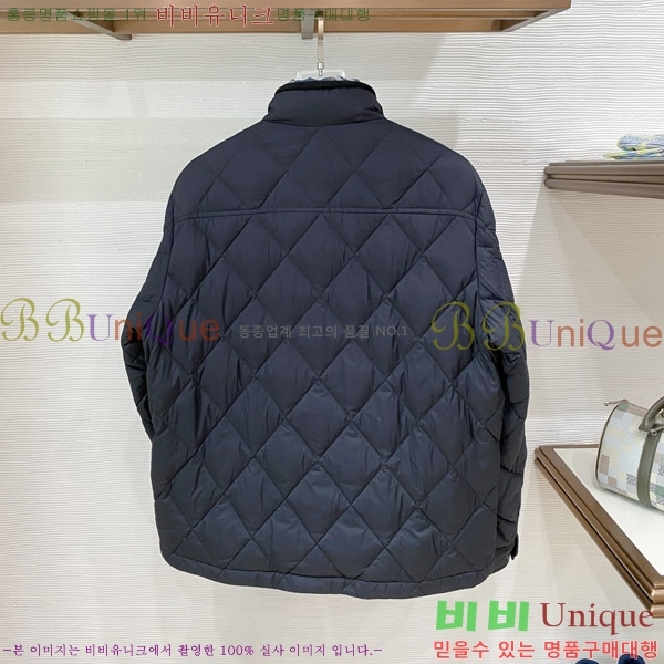���� ������ �ٿ� �е� ���� B815236