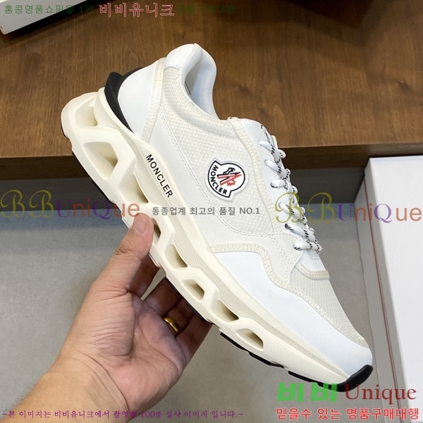 ���� ��**�� ����Ŀ�� M1006334-3