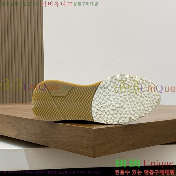 �ְ��� ���� ���ڷ� ��ġ�ڸ� ����Ŀ�� BB940081-2