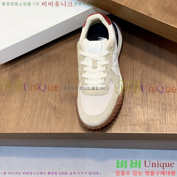 ���� ��**�� ����Ŀ�� M1022490-5