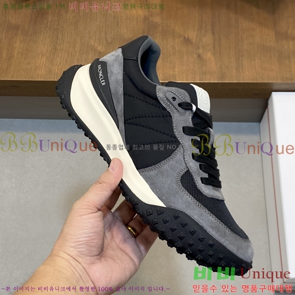 ���� ��**�� ����Ŀ�� M1022490