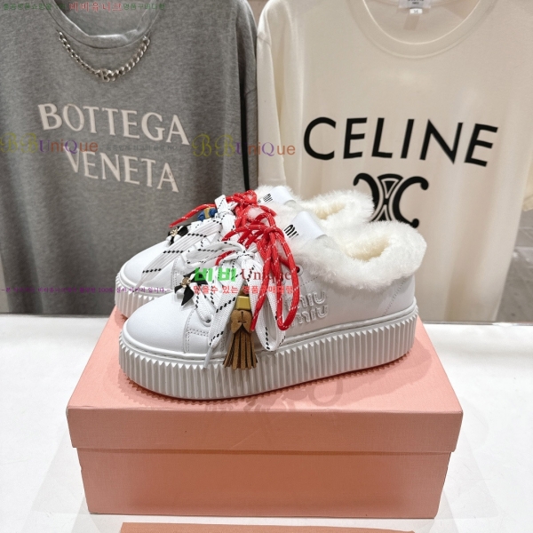 ���� �̿�̿� �þ �� ����Ŀ�� 34MU2610214-3