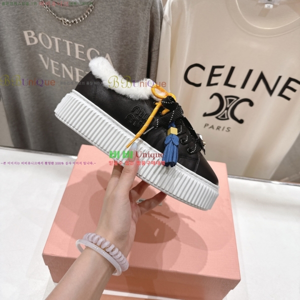 ���� �̿�̿� �þ �� ����Ŀ�� 34MU2610214-4