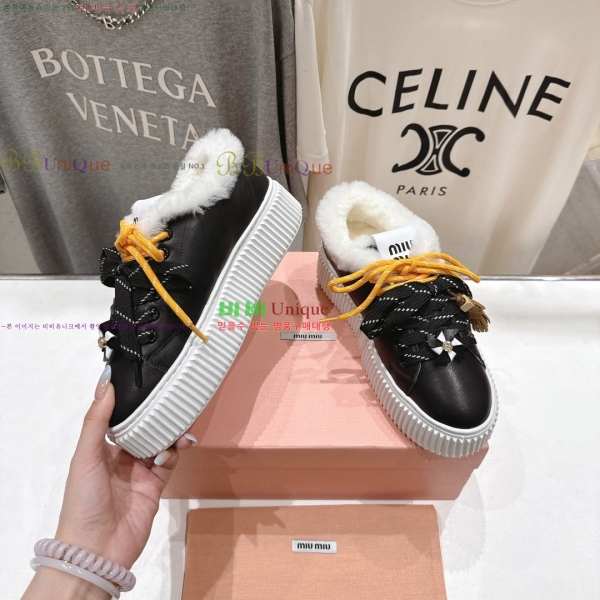 ���� �̿�̿� �þ �� ����Ŀ�� 34MU2610214-4