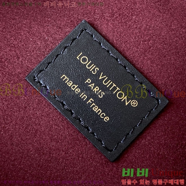 #����*�� Pochette Mia ����� M26245-101